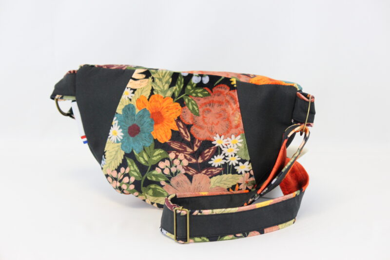 Sac banane Velours Fleurs au Centre – Image 2